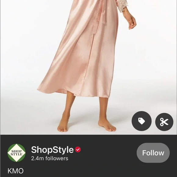 Bridal Robe - Picture 8 of 8